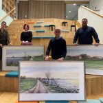 Rabobank doneert drieluik aan De Roef ‘Schilderijen zijn stukje Harderwijkse geschiedenis’