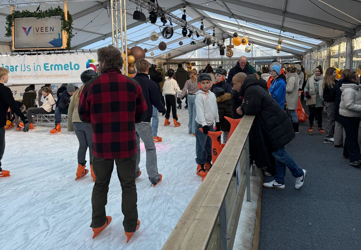 Van den Brink Onroerend Goed stopt als hoofdsponsor schoolschaatsen in Ermelo