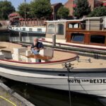 Met luxe ‘historische’ sloep comfortabel varen door het Waterfront