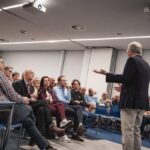Science Café Harderwijk viert 15-jarig jubileum voor volle zaal